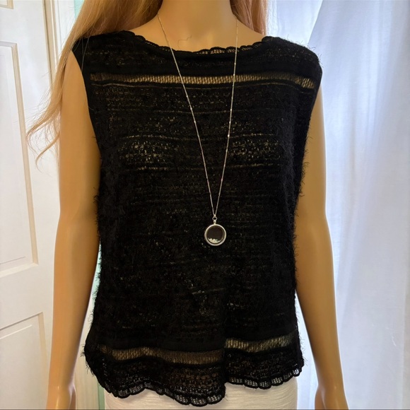 St. John Tops - ST. JOHN BLACK SLEEVELESS WOVEN THREADED TOP WITH 94% SILK CAMI IN TAUPE